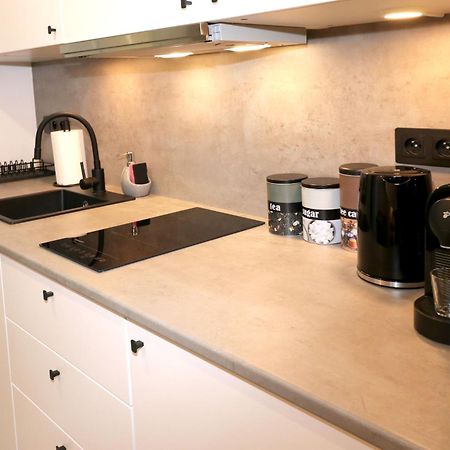 ורשה Falcon Apartment Center 4 Metro Swietokrzyska מראה חיצוני תמונה