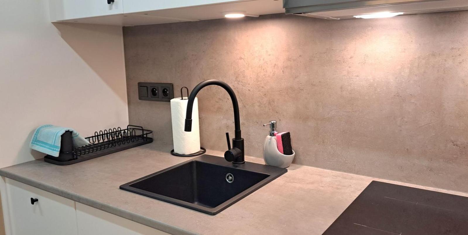 ורשה Falcon Apartment Center 4 Metro Swietokrzyska מראה חיצוני תמונה