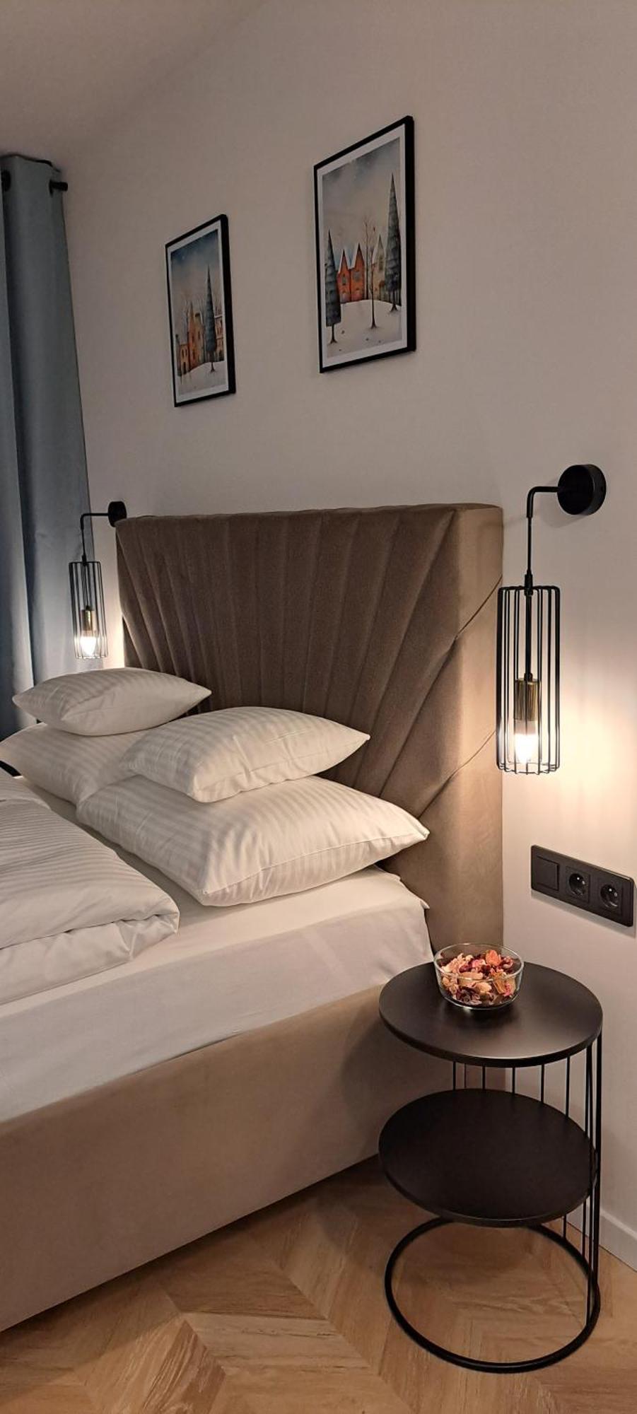 ורשה Falcon Apartment Center 4 Metro Swietokrzyska מראה חיצוני תמונה